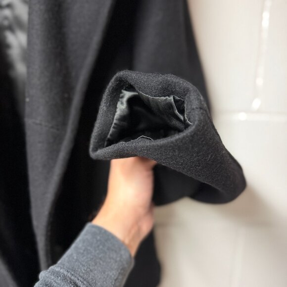 Schott Pea Coat - Men's Black Size Medium - Wool - Made in Canada - Picture 8 of 9